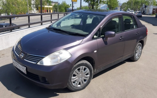Nissan Tiida