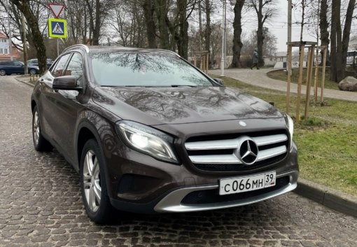 Mercedes-Benz GLA