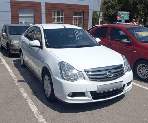 Nissan Almera