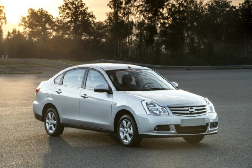 Nissan Almera