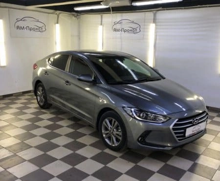 Hyundai Elantra