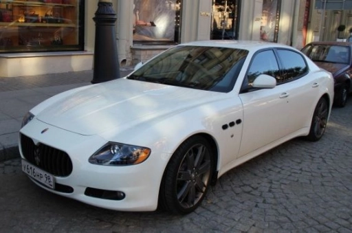 Maserati Quattroporte