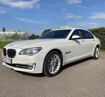 BMW 750