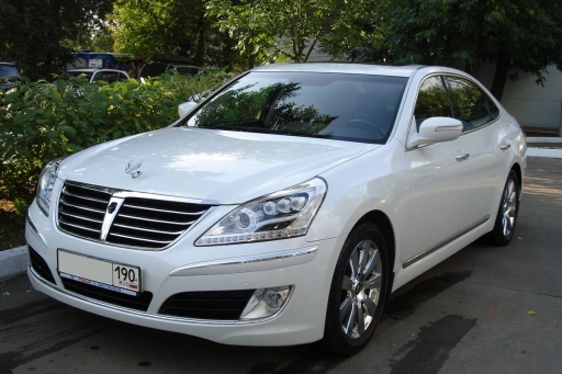 Hyundai Equus