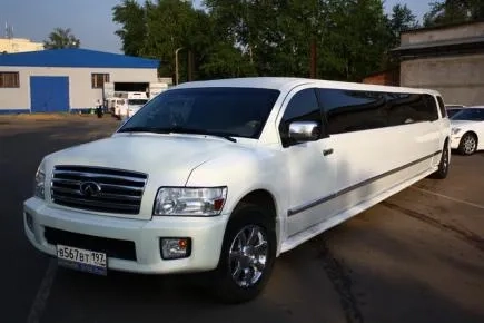 Infiniti QX56