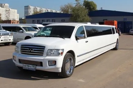 Infiniti QX56