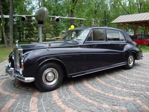 Rolls-Royce Phantom
