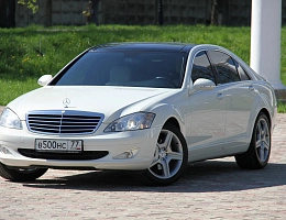 Mercedes-Benz S-Class