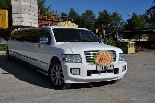 Infiniti QX56