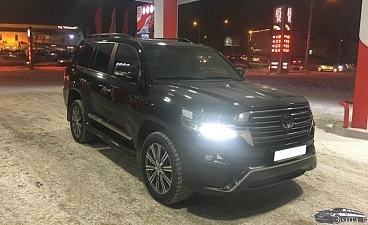 Toyota Land Cruiser 200