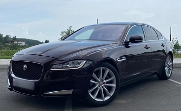Jaguar xf