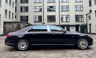 Mercedes-Benz Maybach