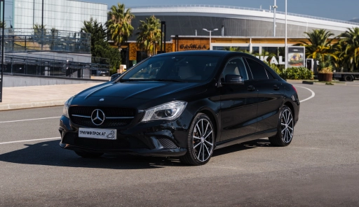 Mercedes-Benz CLA Sports