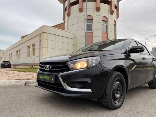 Lada Vesta