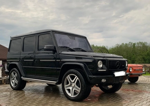 Mercedes-Benz G-Class