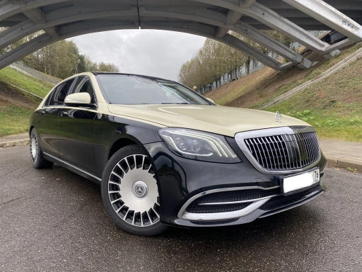 Mercedes-Maybach S222